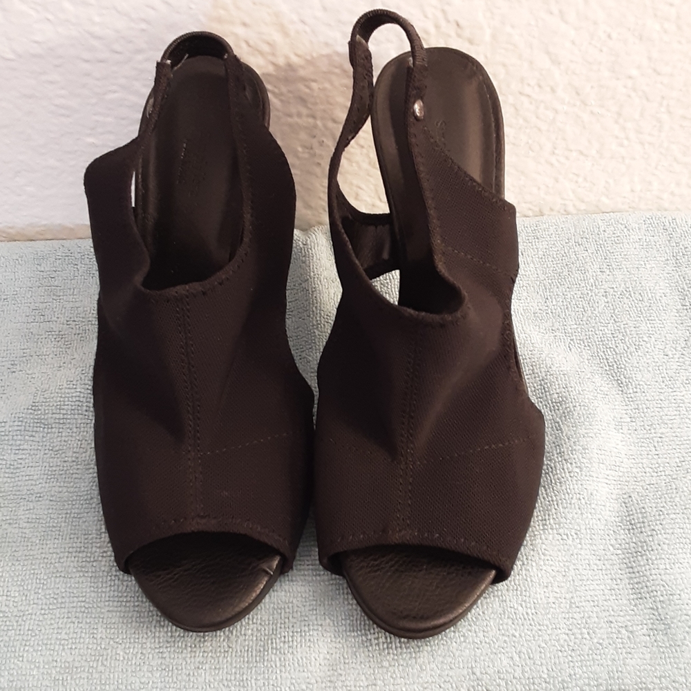 Simply Vera Wang high heels